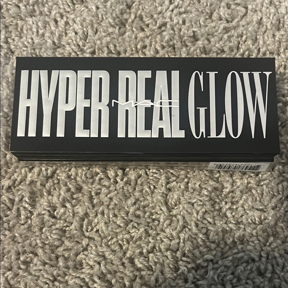 MAC Cosmetics Hyper Real Glow Palette